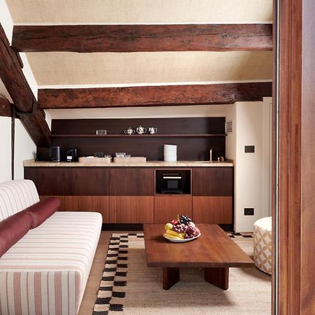 Palazzo Dell'Albero D'Oro Apartment เวนิส ภายนอก รูปภาพ