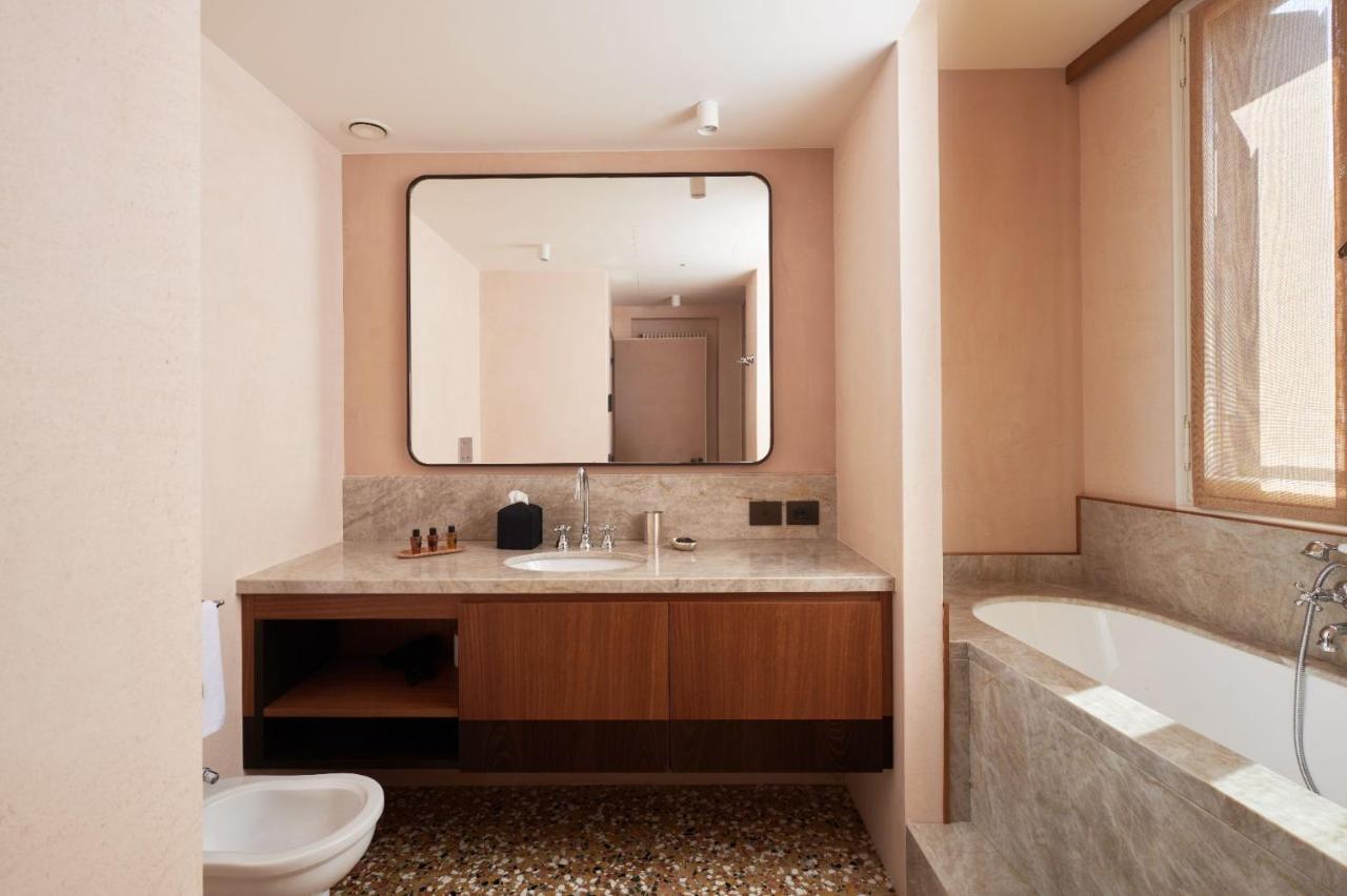 Palazzo Dell'Albero D'Oro Apartment เวนิส ภายนอก รูปภาพ