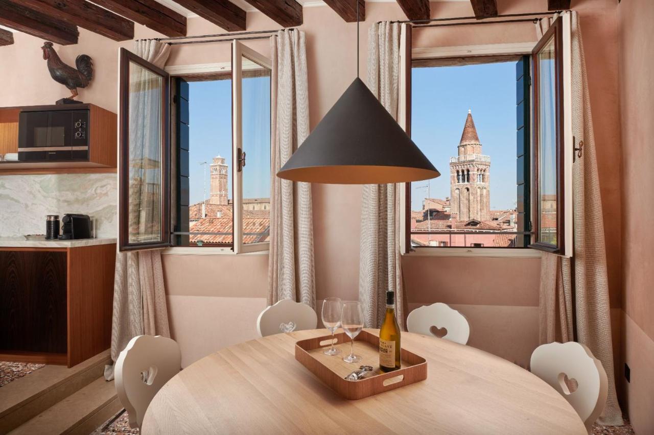 Palazzo Dell'Albero D'Oro Apartment เวนิส ภายนอก รูปภาพ