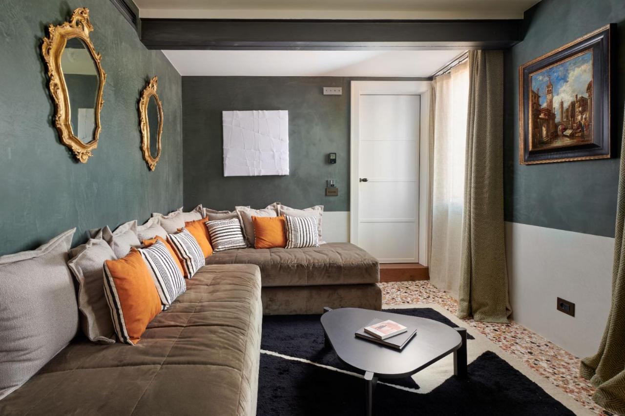 Palazzo Dell'Albero D'Oro Apartment เวนิส ภายนอก รูปภาพ
